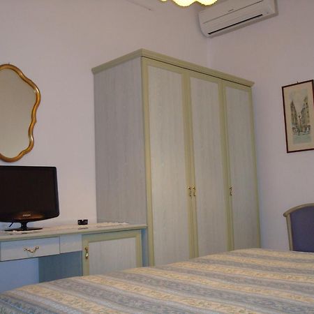 Hotel Villa Rona Forte dei Marmi Eksteriør billede