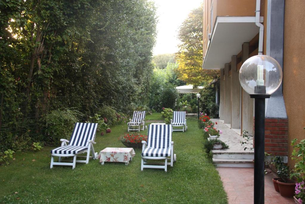 Hotel Villa Rona Forte dei Marmi Eksteriør billede